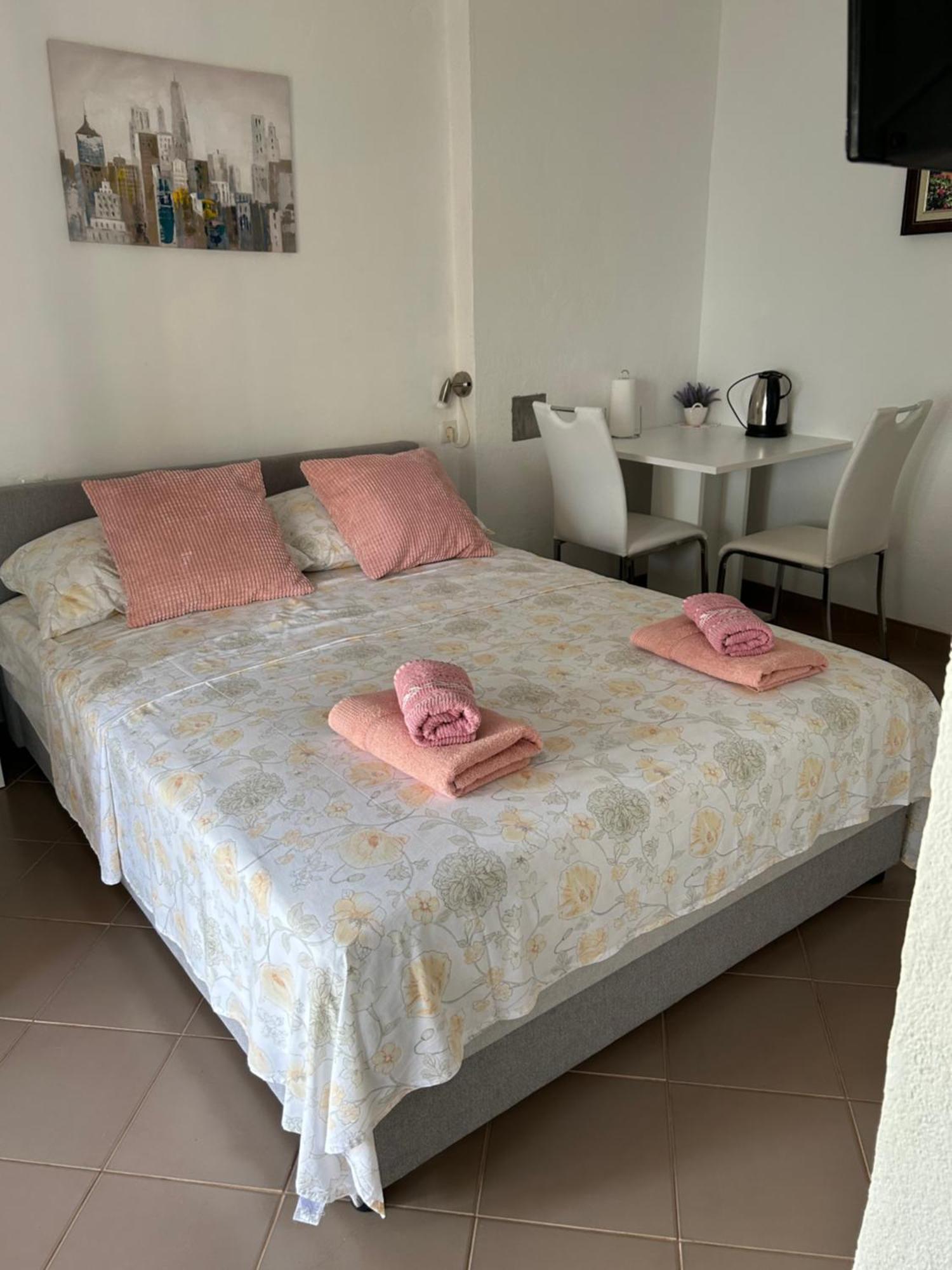 Apartments Spalj 1 I 2 Senj  Ngoại thất bức ảnh