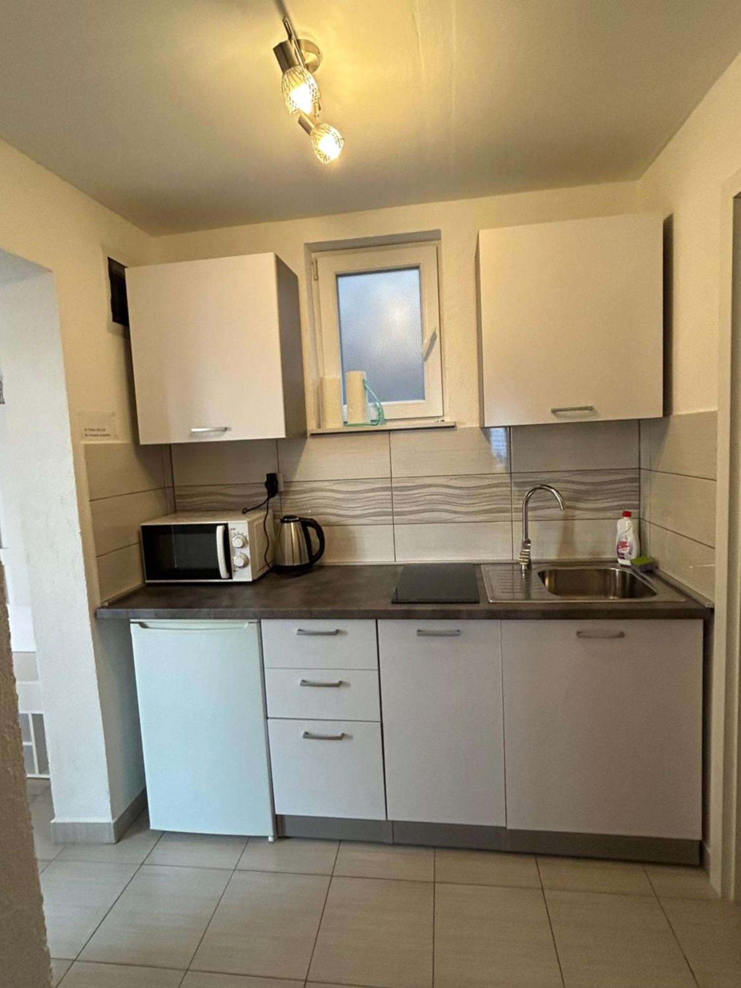 Apartments Spalj 1 I 2 Senj  Ngoại thất bức ảnh